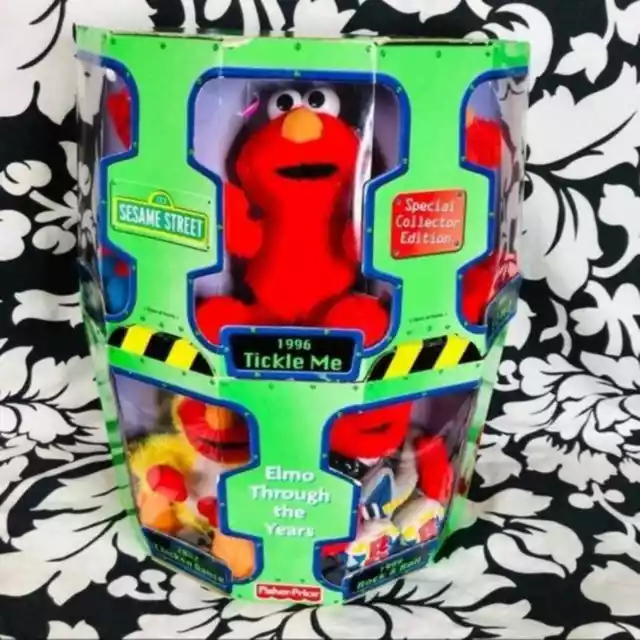 2007 Sesame Street Elmo Through The Years Special Collection Edition plush set