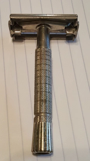 Gillette 1965 Super Speed TTO Safety Razor K-4 DATE CODE non-adjustable Twist