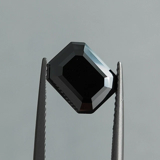 Pietra preziosa sciolta dal taglio eccellente con diamante a forma di...
