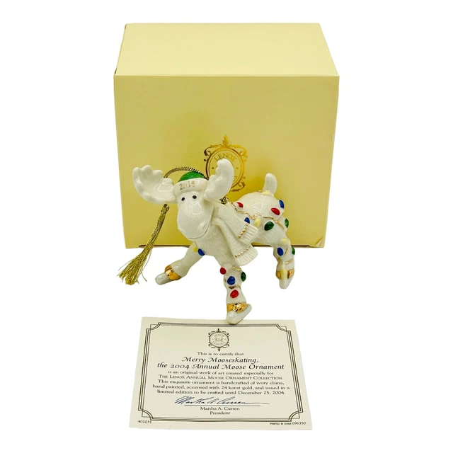 Lenox Merry Mooseskating The 2004 Annual Moose Ornament NEW IN BOX WITH COA