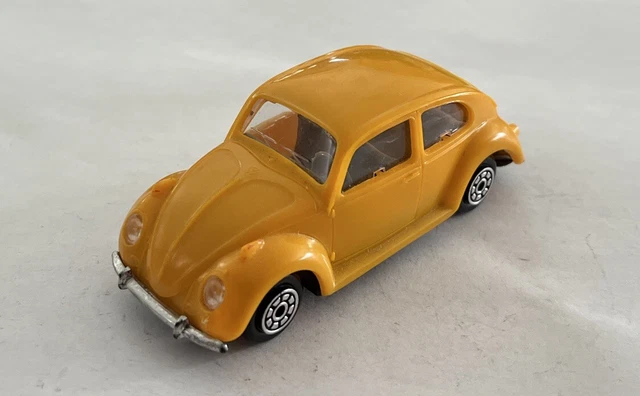 ANCIEN NOREV 1/43 VOLKSWAGEN COCCINELLE 1300 N° 62
