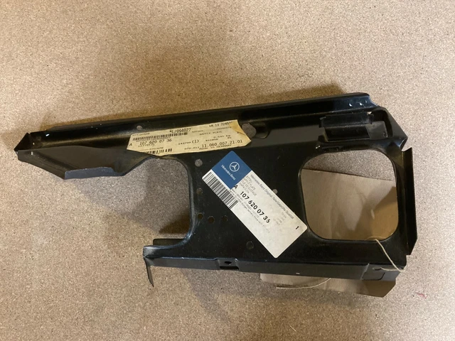 Leitteil Gauche D'origine Mercedes SL/SLC C107/R107 (réf. A1076200736) - Neuf Ancien Stock Allemand