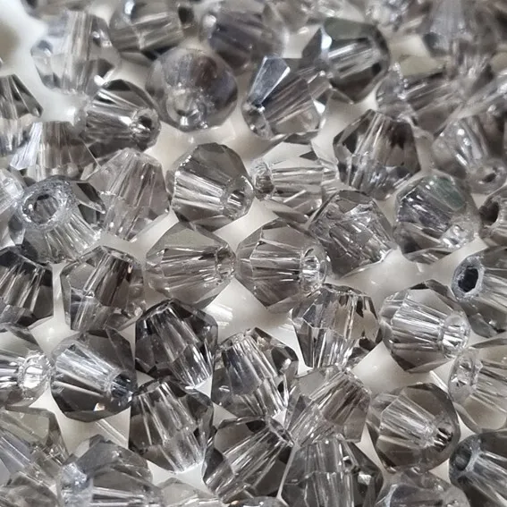 25 Perles Cristal -TOUPIES SWAROVSKI -  CRISTAL SATIN  - 4 mm
