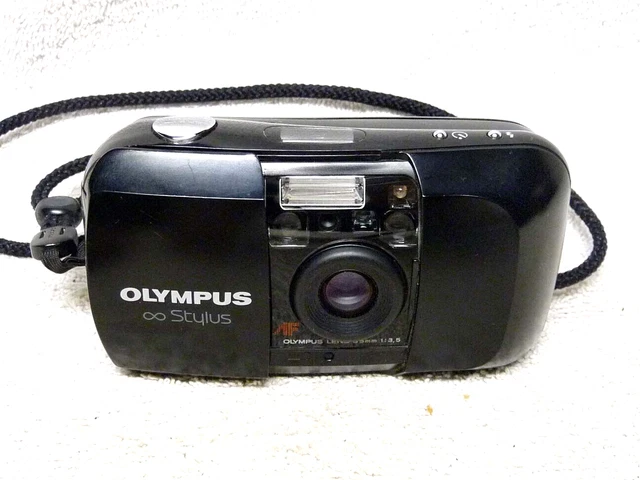 Vintage Olympus Infinity Stylus 35mm FILM Compact Mini Camera MJU?  Working