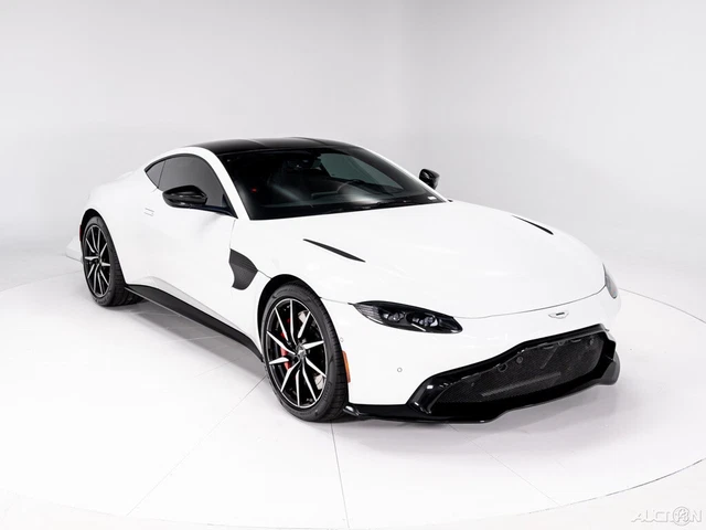 2020 ASTON MARTIN Vantage 17