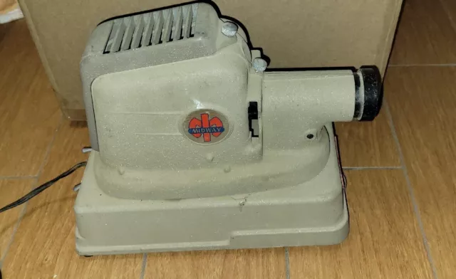 Vintage Midway 300 watt 35mm Slide Projector 1958 w/ Old Stock Bulb