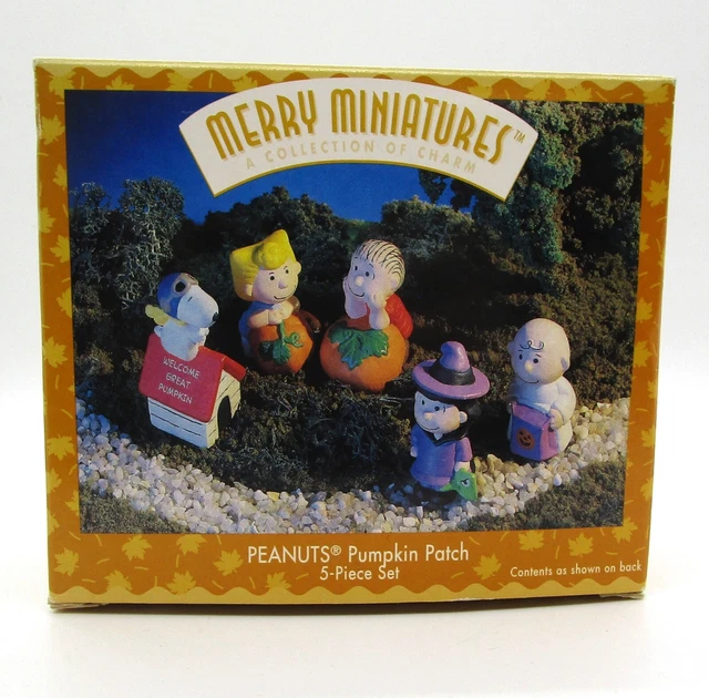 Hallmark merry miniatures Peanuts Pumpkin Patch 5-peice set