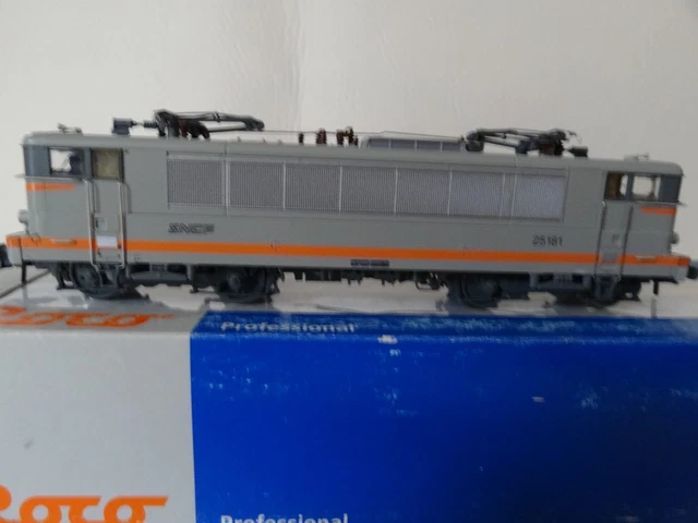 ROCO 63539 - Locomotive électrique type BB 25000 ép.IV de
