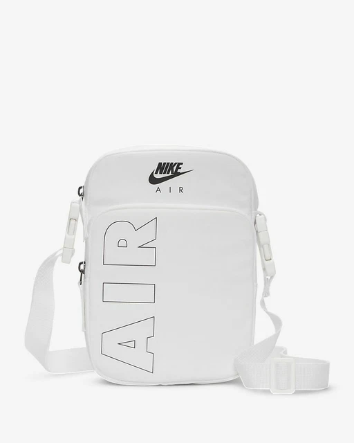 Nike small deals shoulder messenger bag