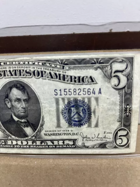 1934D US 5 Five Dollar Bill Silver Certificate Blue Seal Collector Note 1934 D 2