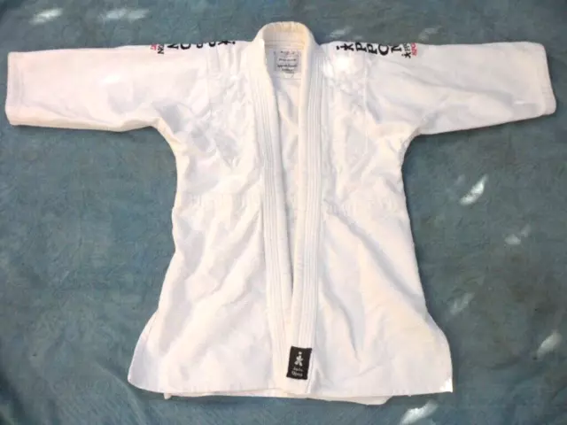 Kimono veste + sa ceinture ippon Judo Taille 140