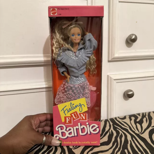 Vintage 1988 Barbie Feeling Fun