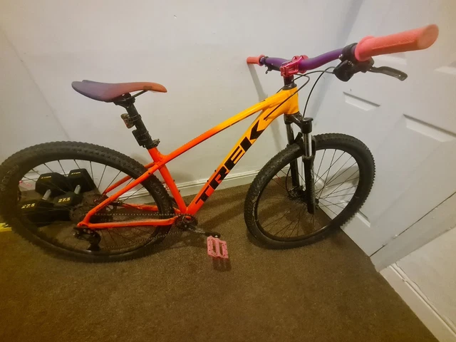 Trek Marlin 7 Hardtail Mountain Bike in Radioactive Red Fade size M/L