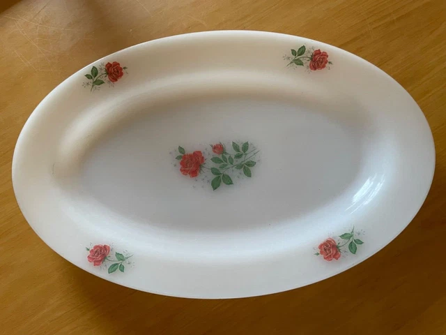 Plat Creux Arcopal décor Marguerites