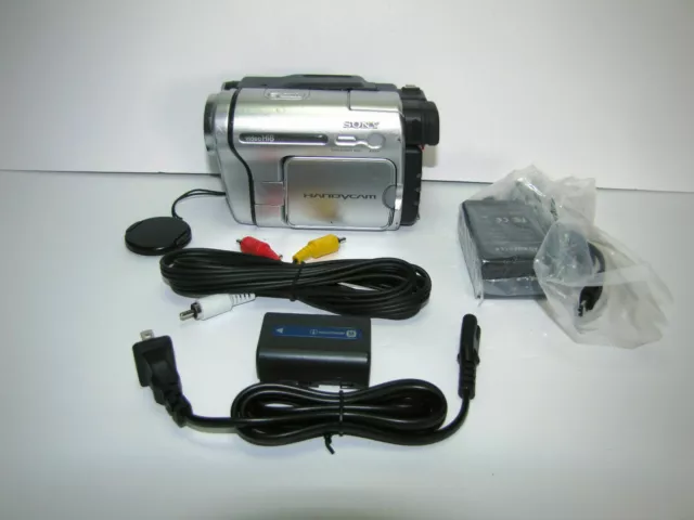 Sony Video Handycam HI8 HI 8 8mm Camera Camcorder for VCR PC MAC Transfer 2