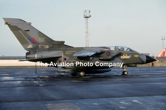 Raf 14 Escadron Panavia Tornado GR.1 ZD707/BK (1991) Photo