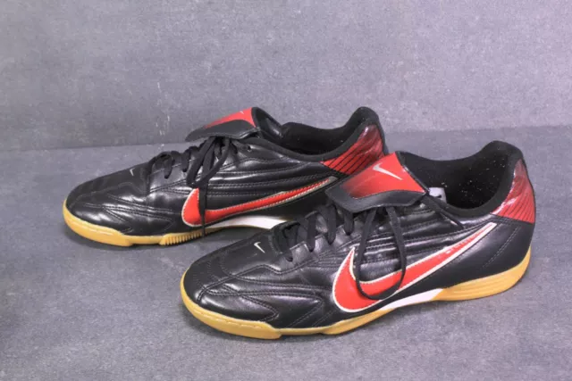 Nike Premier II IC Herren Hallen Fußballschuhe Sneaker Gr 42,5 schwarz rot SB128