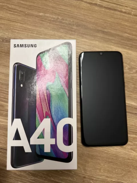 Samsung Galaxy A40 Enterprise Edition SM-A405FN/DS - 64GB - Schwarz (Ohne... Samsung Galaxy A40 Enterprise Edition SM-A405FN/DS - 64GB - Schwarz (Ohne...