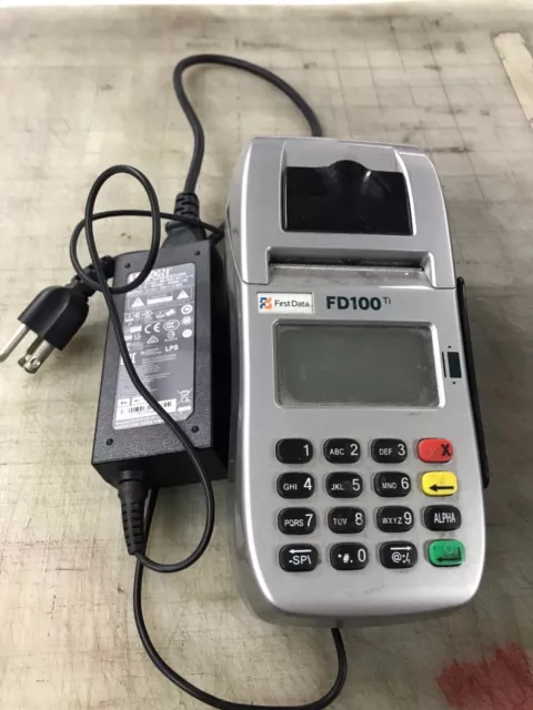 FIRST DATA FD-100ti Wifi CREDIT CARD MACHINE WITH POWER CORD & ADAPTOR