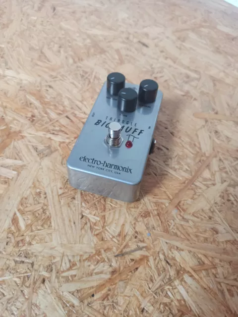 Electro Harmonix Triangle Big Muff / Reissue Guitar Pedal