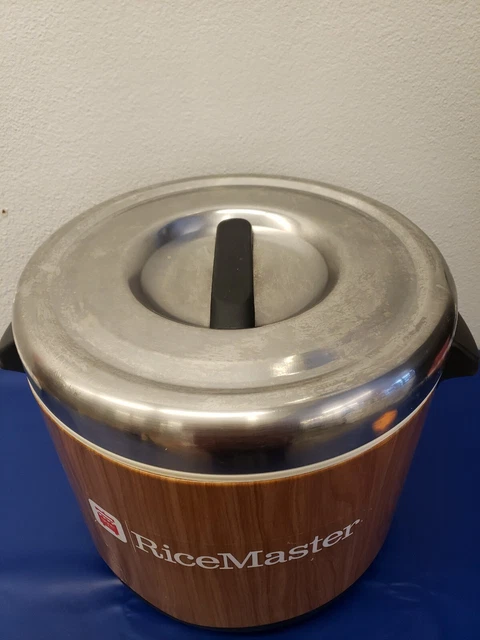 78 Cup/18 Qt. Insulated Sushi Rice Holding Container Stainless Wood Finish.