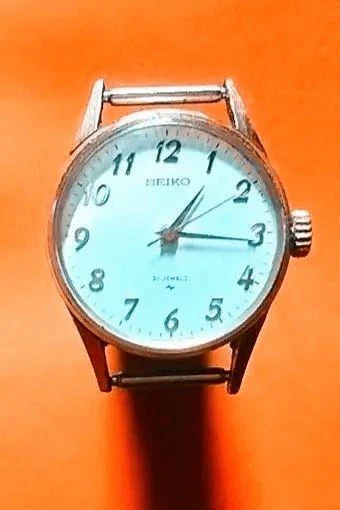 Montre Femme Vintage Timex Mécanique à Remontage Manuel - Années 60, Boîtier Doré, Excellent état