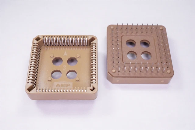 Lot of 2 x 822473-6 TE Conn PLCC Socket 68 Pos 17x17 Square 1.27mm Thru Hole