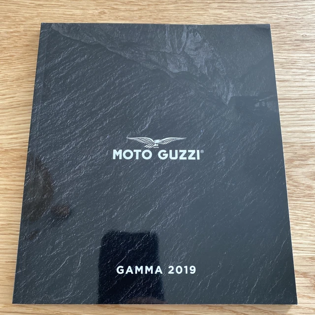 Moto Guzzi depliant pubblicitario brochure originale moto stradali gamma 2019