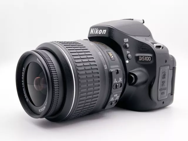 Nikon D5100 Spiegelreflexkamera DSLR AF-S DX 18-55mm VR Objektiv - Refurbished