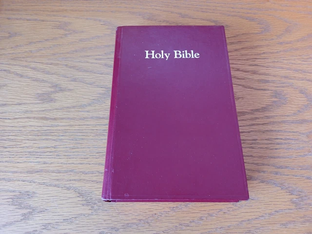 HOLY BIBLE NEW King James Version 1982 Thomas Nelson Hardcover 410BG £