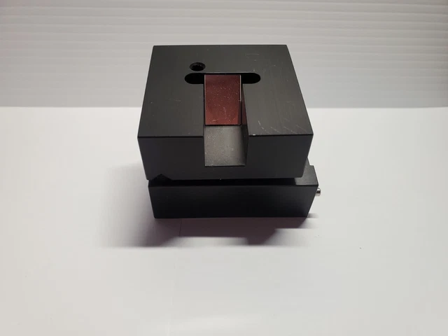 Industrial Optical Linear Stage Reflector Optics with Prism Newport ?