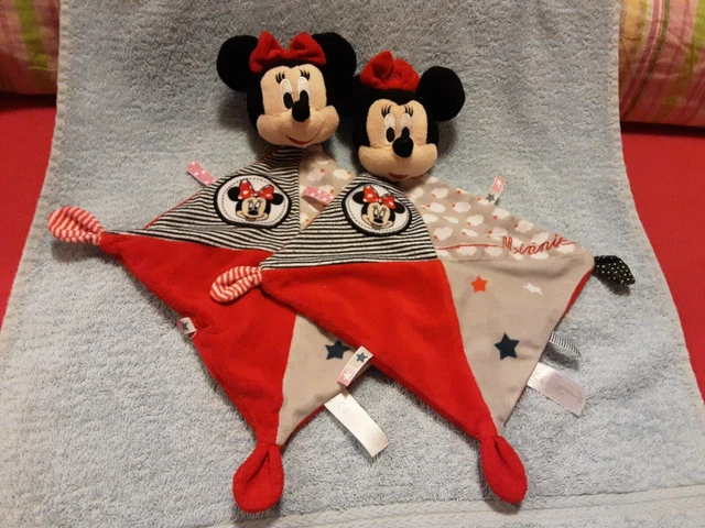 LOT DE 2 DOUDOU PLAT DISNEY  NICOTOY Minnie  GRIS ROUGE NOIR ETOILE NUAGE TBE