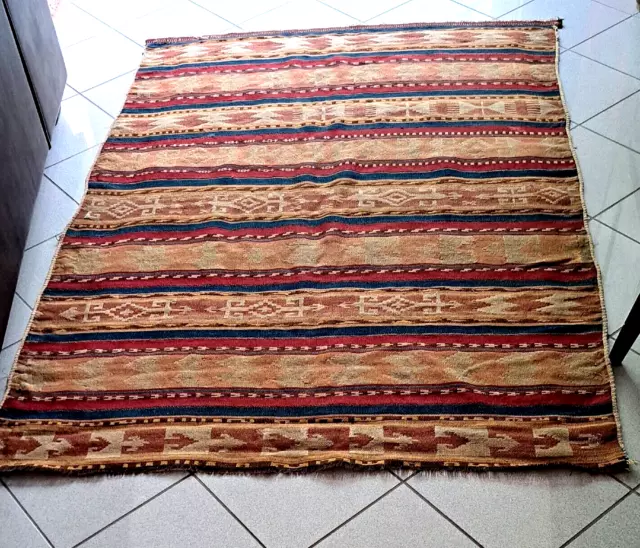 Sehr alter Kelim Sumak-Technik Flachgewebe  Teppich  sehr gut erhalten