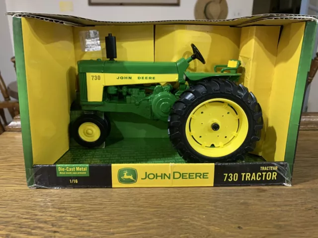 ERTL John Deere 730 Narrow Front Tractor 1/16 Die-cast.  NIB