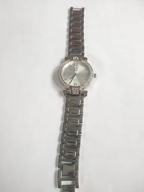 NEW Women's NEW YORK & COMPANY NY&C Silver Tone Crystal Accent Bracelet Watch