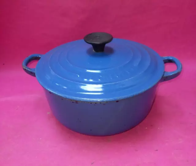 Le Creuset Blue Enamel Casserole Dish & Lid Size 20 - Round Cast Iron Casserole