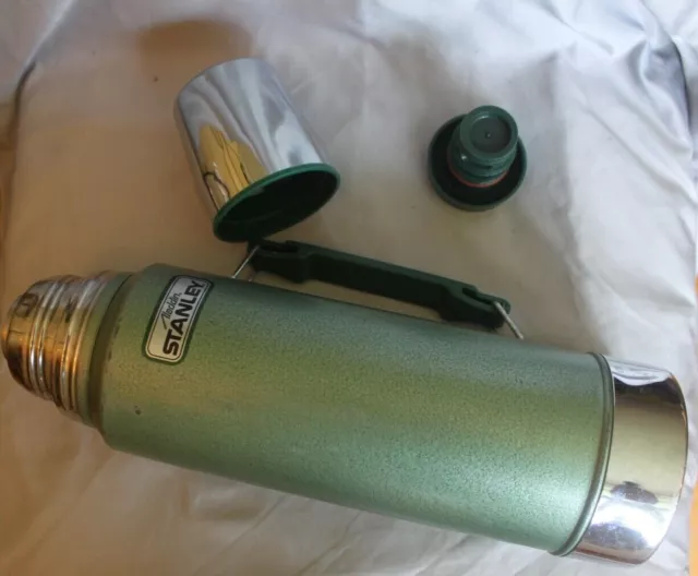 Aladdin Stanley Green Quart Thermos No. A944DH 2