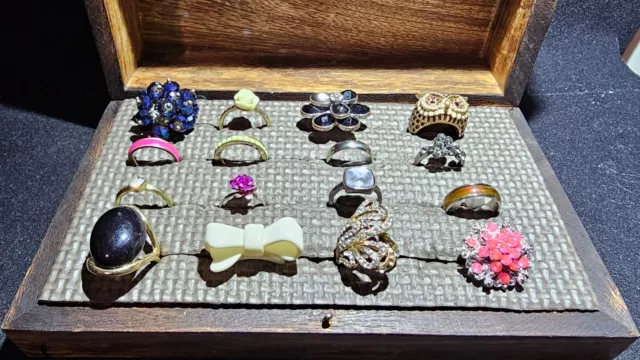 JOB LOT Vintage,modern Costume Jewellery Rings Dress Up Party Mixed Bundle X 16