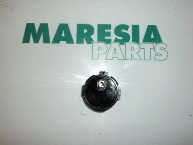 P3348397 Sensore RENAULT SCENIC II (JM) 8200396304