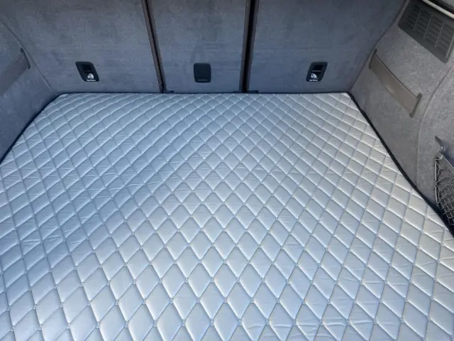 CARSTYLER® Exklusive Kofferraummatte für VW Tiguan Allspace