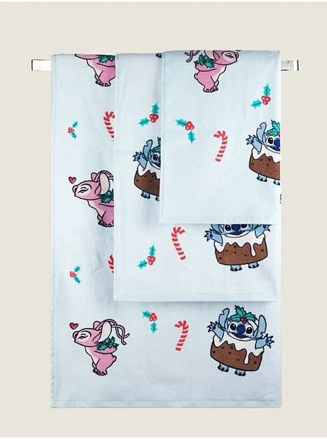 DISNEY LILO AND Stitch. Stitch And Angel Large Christmas Bath Towel ...