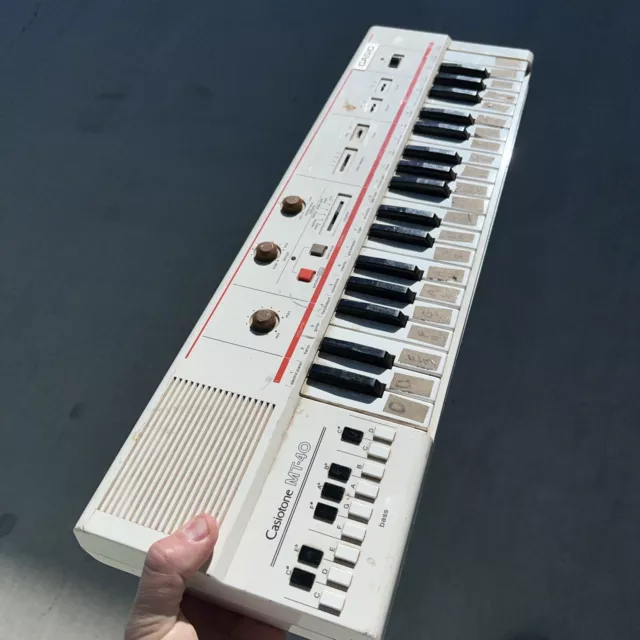 Casio Casiotone MT-40 Portable Keyboard Piano Synthesizer As Is No Cord Or Lid