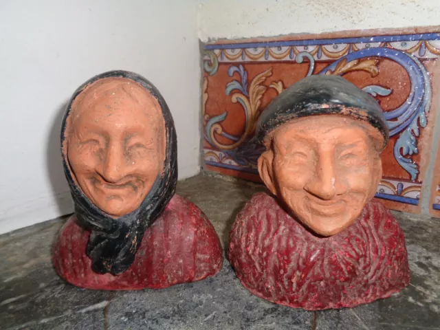 Ancienne Paire De Bustes  Representant Un Couple De Paysans  Terre Cuite