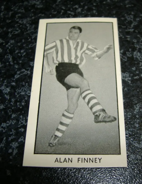 DC Thomson Famous Footballers 1956 No7 - Alan Finney