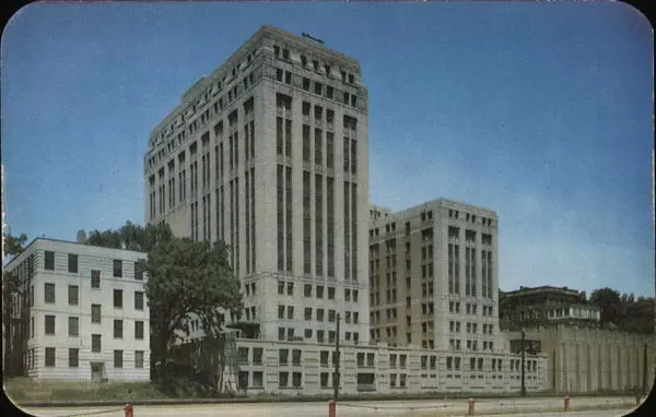 Madison,WI Capitol Annex Dane County Wisconsin The L. L. Cook Company Postcard