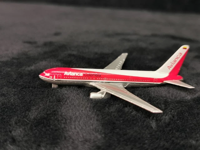 CONDOR BOEING 727-100 StarJets SJCFG139 (échelle 1:500) Reg D-ABIR EUR