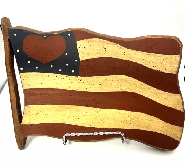 Wooden American Flag Patriotic Plaque Home Wall Decor Heart Design USA Wood Sign