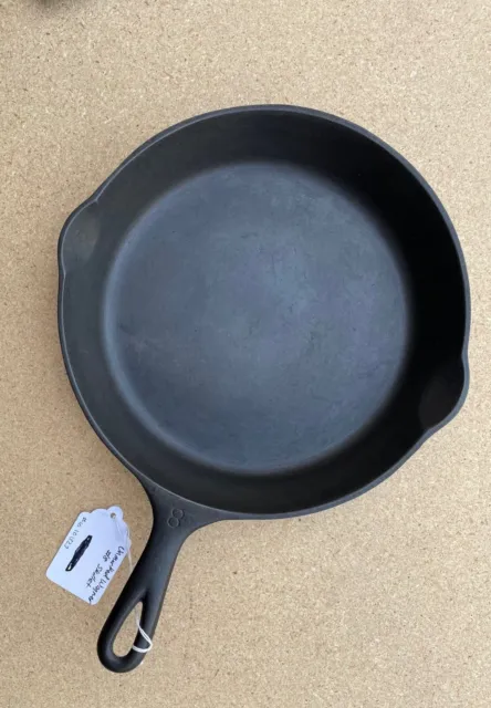 Unmarked Wagner Ware No. 8 Cast Iron Skillet