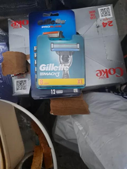 GILLETTE MACH 3 BLADES 8 PACK XL 8 BLADES NEW Improved Version 100% GENUINE UK