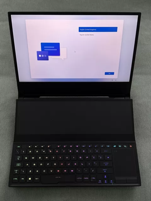 ASUS ROG Zephyrus DUO 15.6" (300hz, 32GB, AMD Ryzen 9 5980HX, RTX 3070, 1TB SSD)